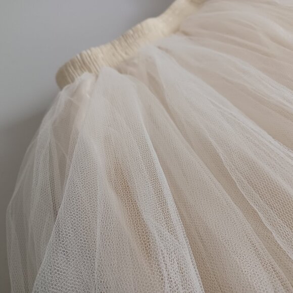 Layered Tulle Tutu Skirt - Picture 4 of 14